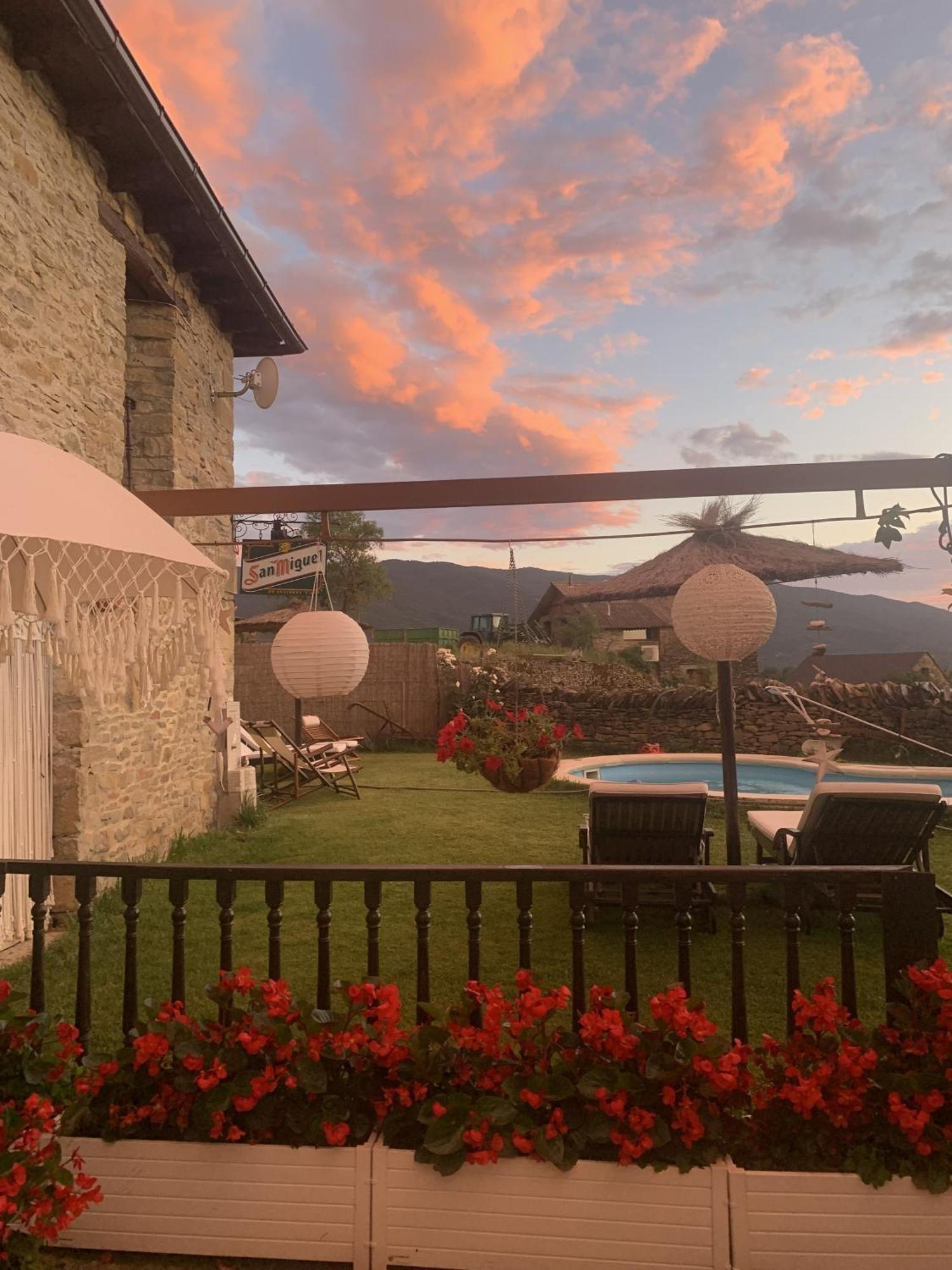 Regalate Paz Villa Estallo Exteriör bild